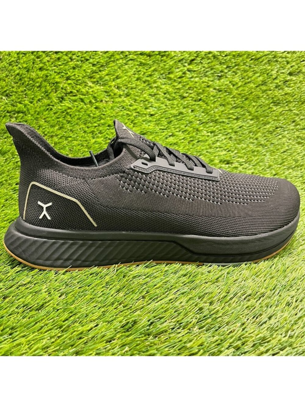 Flux Footwear Adapt Runner Black Gum Mens Size 13 Athletic Knit Shoes Sneakers